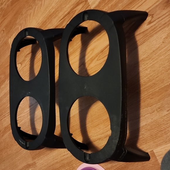 Set of 2 elevated collapsible dog dishes - Picture 3 of 3